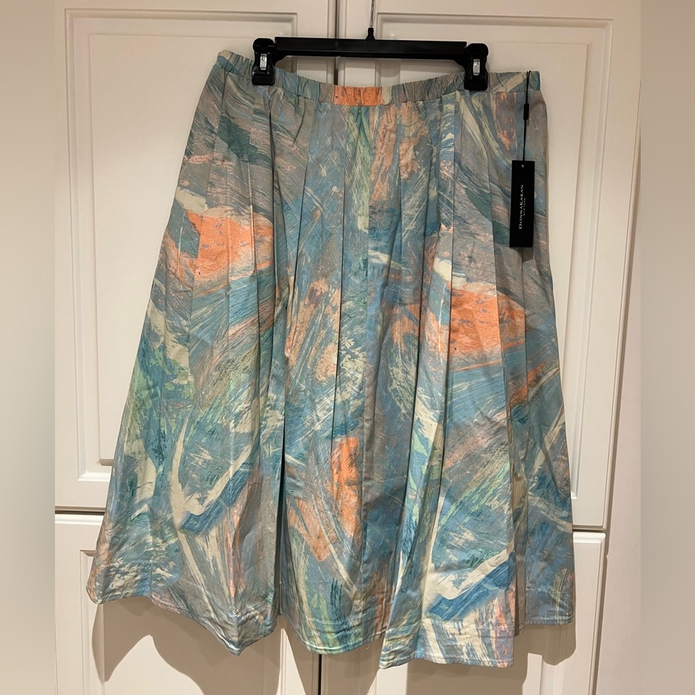 Donna Karan New York Skirt Size XL NWT Summer Cools Art to Wear with Pockets